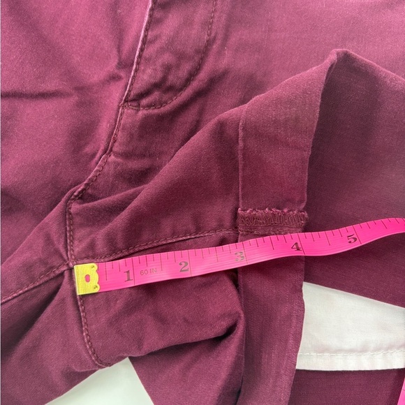 Arizona Jean Co Burgundy Shorts Juniors Size 11 - Picture 7 of 7
